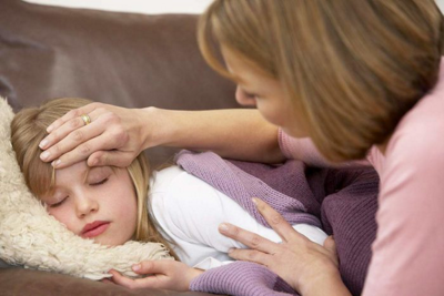 Может ли у ребенка подняться температура после прививки полиомиелита